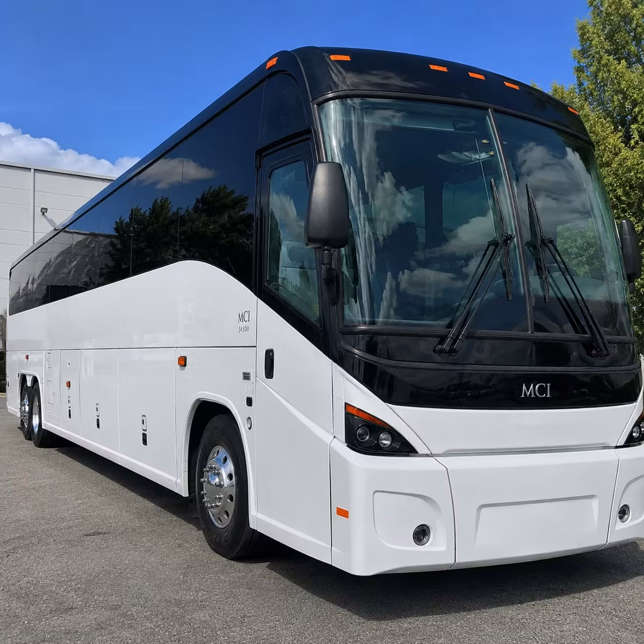 airport shuttle services between ventura and lax burbank and camarillo