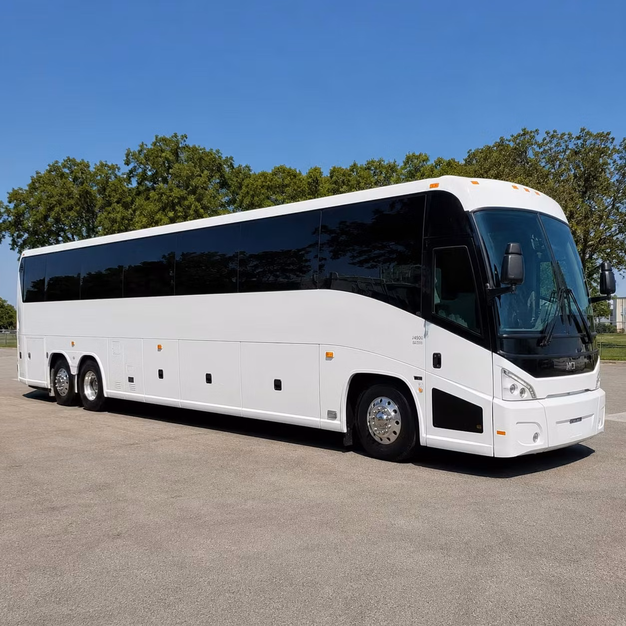 charter buses and minibuses for shows at the majestic ventura theater