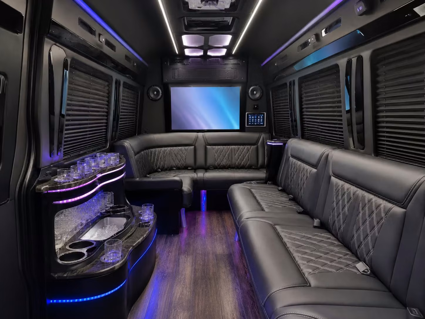 shuttle groups between ventura and los angeles international airport without the headache