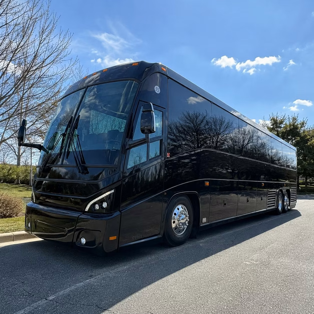 shuttling personnel to and from naval base ventura county has never been easier