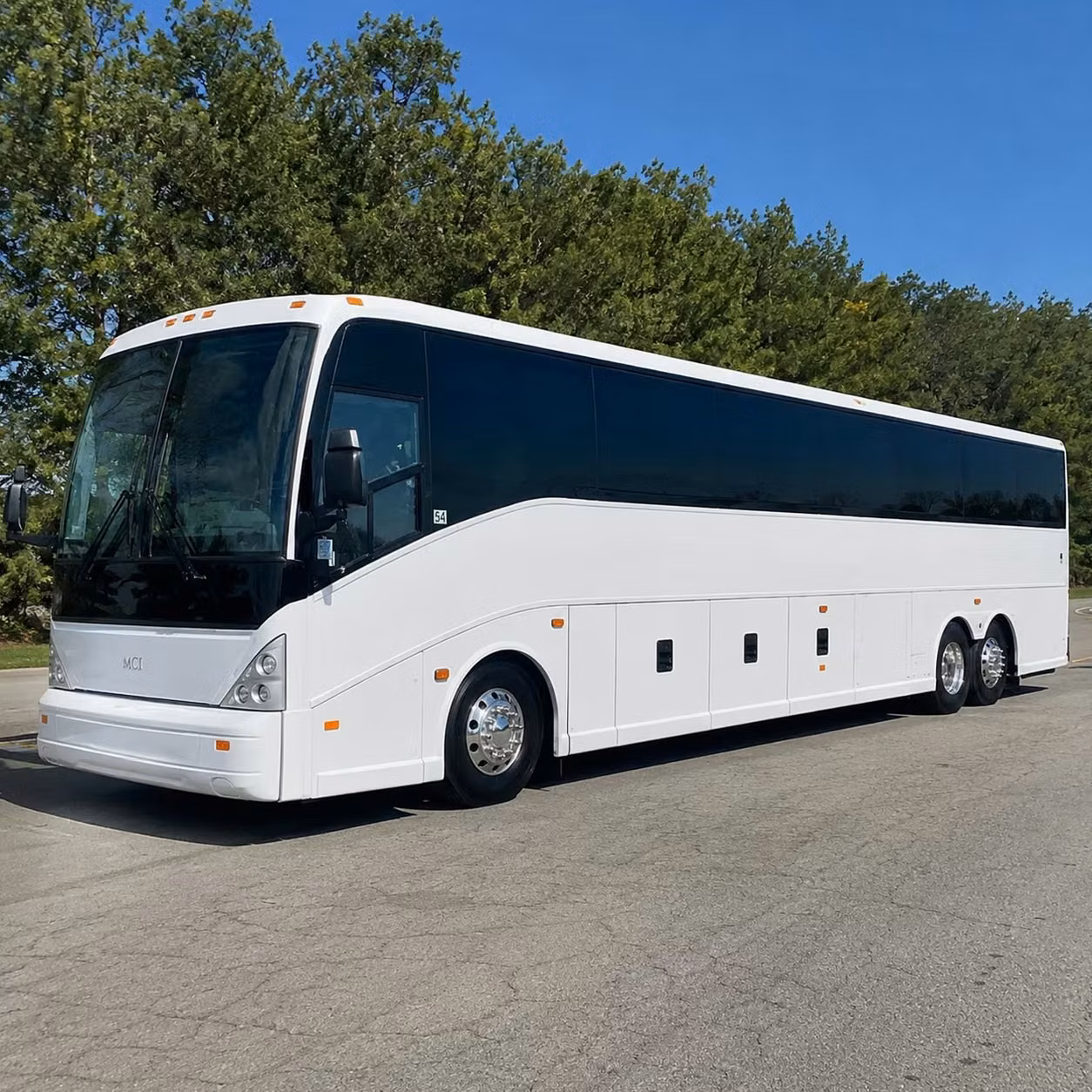 your ventura group deserves better than a rideshare scramble at the airport